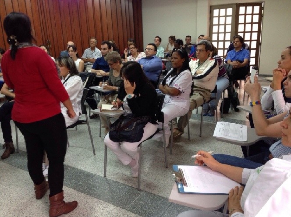 Capacitación Bacteriólogas ofrecida por FONADE – Rochem Biocare Colombia S.A.A. Abril 22 y 23 de 2015